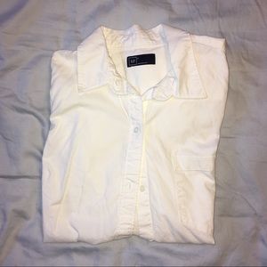 Women's GAP button down shirt
